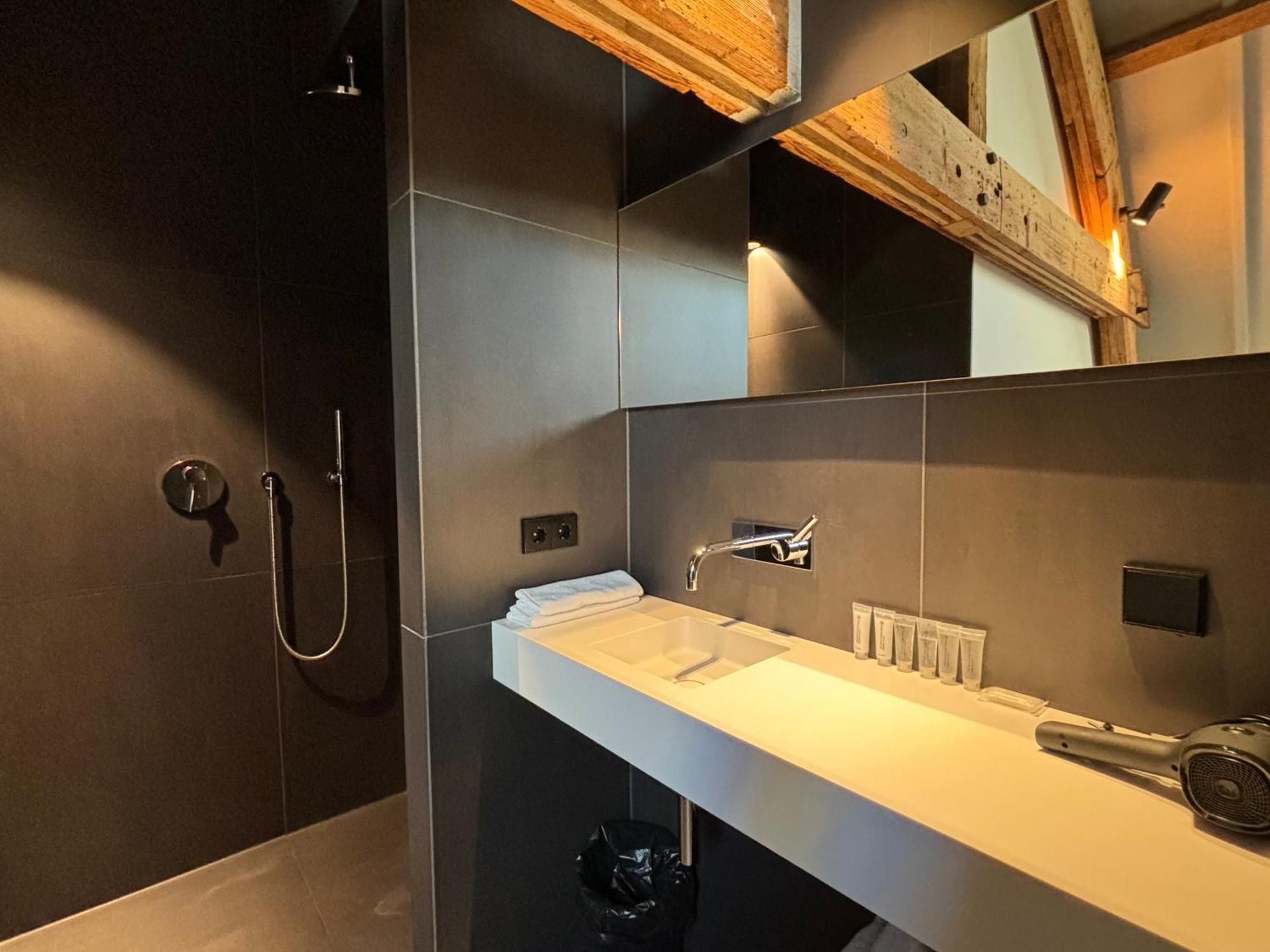 Kazerne Hotel - Member Of Design Hotels Eindhoven Ngoại thất bức ảnh