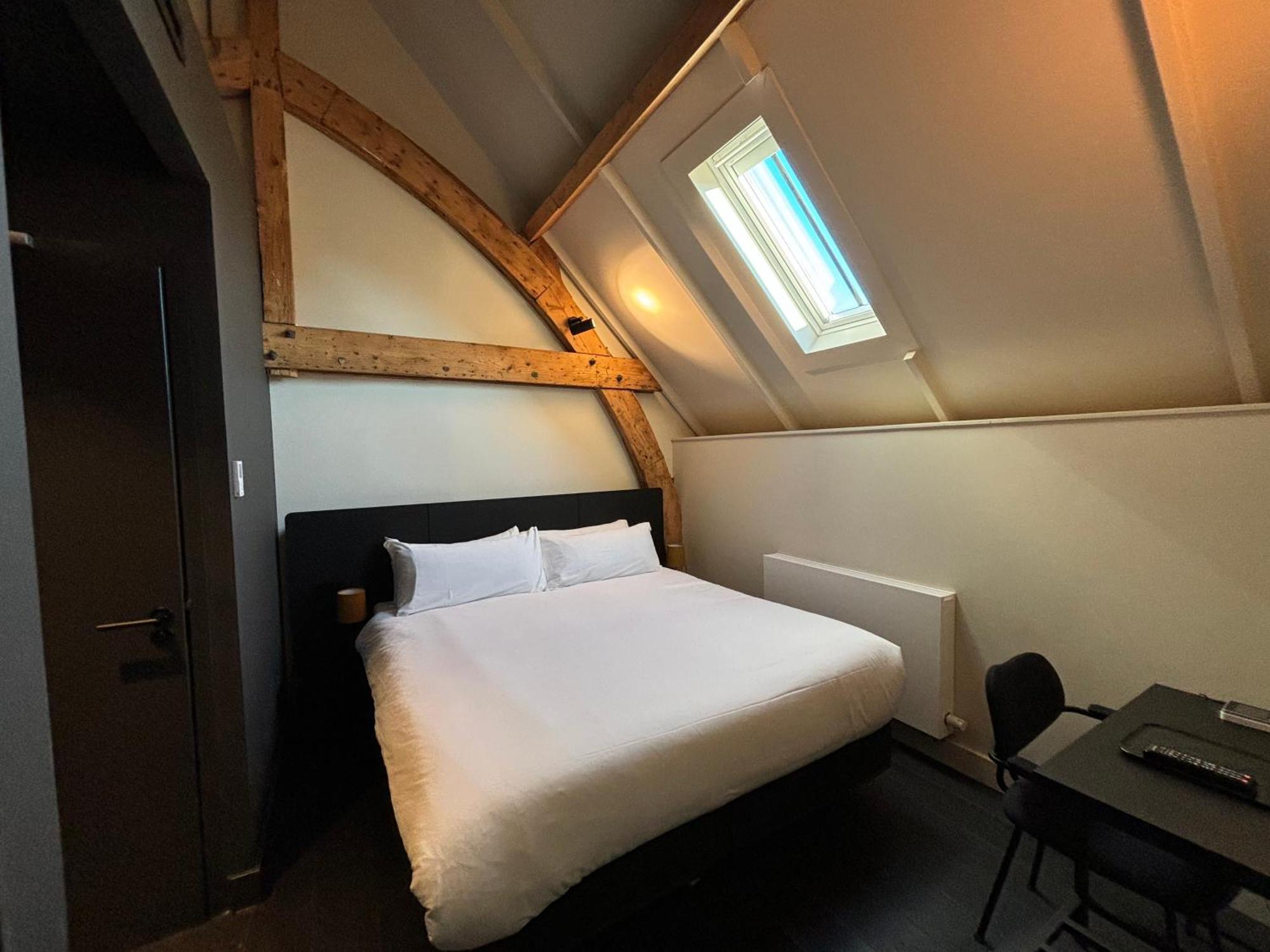 Kazerne Hotel - Member Of Design Hotels Eindhoven Phòng bức ảnh